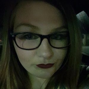 Meet your Posher, Lindsey